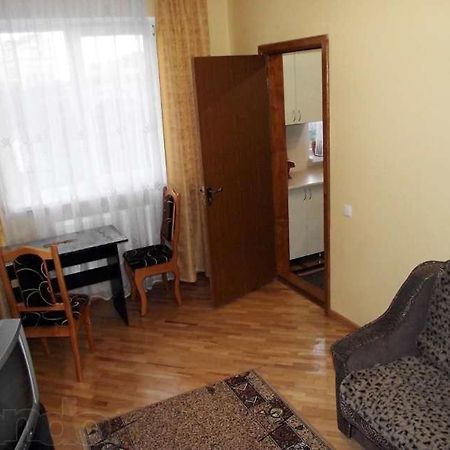 Двохповерховий Будинок З Двома Апартаментами Трускавец Екстериор снимка